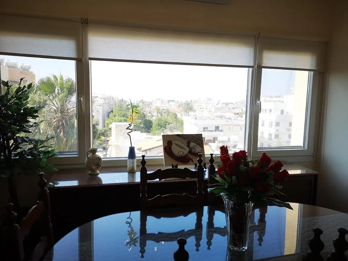 Sunny Apartment Larnaka Zypern